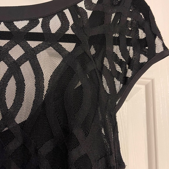 SALE ✨ Any 2 Items, 20% Off ✨ Jessica Simpson // Ruffles Cocktail Dress - Picture 3 of 5